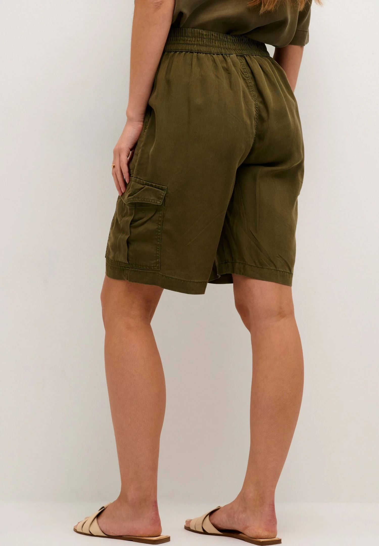 Kaffe KAZILIA - Szorty - Grape Leaf 3 Kaffe KAZILIA - Szorty - Grape Leaf - obrazek 3