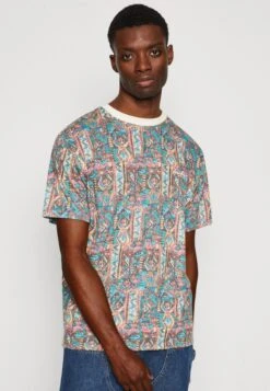 Kaotiko ETHNIC UNISEX - T-shirt Z Nadrukiem - Green -Ulla Popken Sklep c6fa126c10d646839703325769359c44