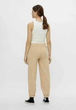 Mamalicious Spodnie Treningowe - Warm Sand 8 Mamalicious Spodnie Treningowe - Warm Sand -Ulla Popken Sklep d33b4a37bbd54ba881f3ce4a6b8f4f2a
