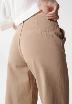 STRAIGHT - Spodnie Materiałowe - Beige 6 STRAIGHT - Spodnie Materiałowe - Beige -Ulla Popken Sklep d49b465287bf4d308e01df40cb82aa36