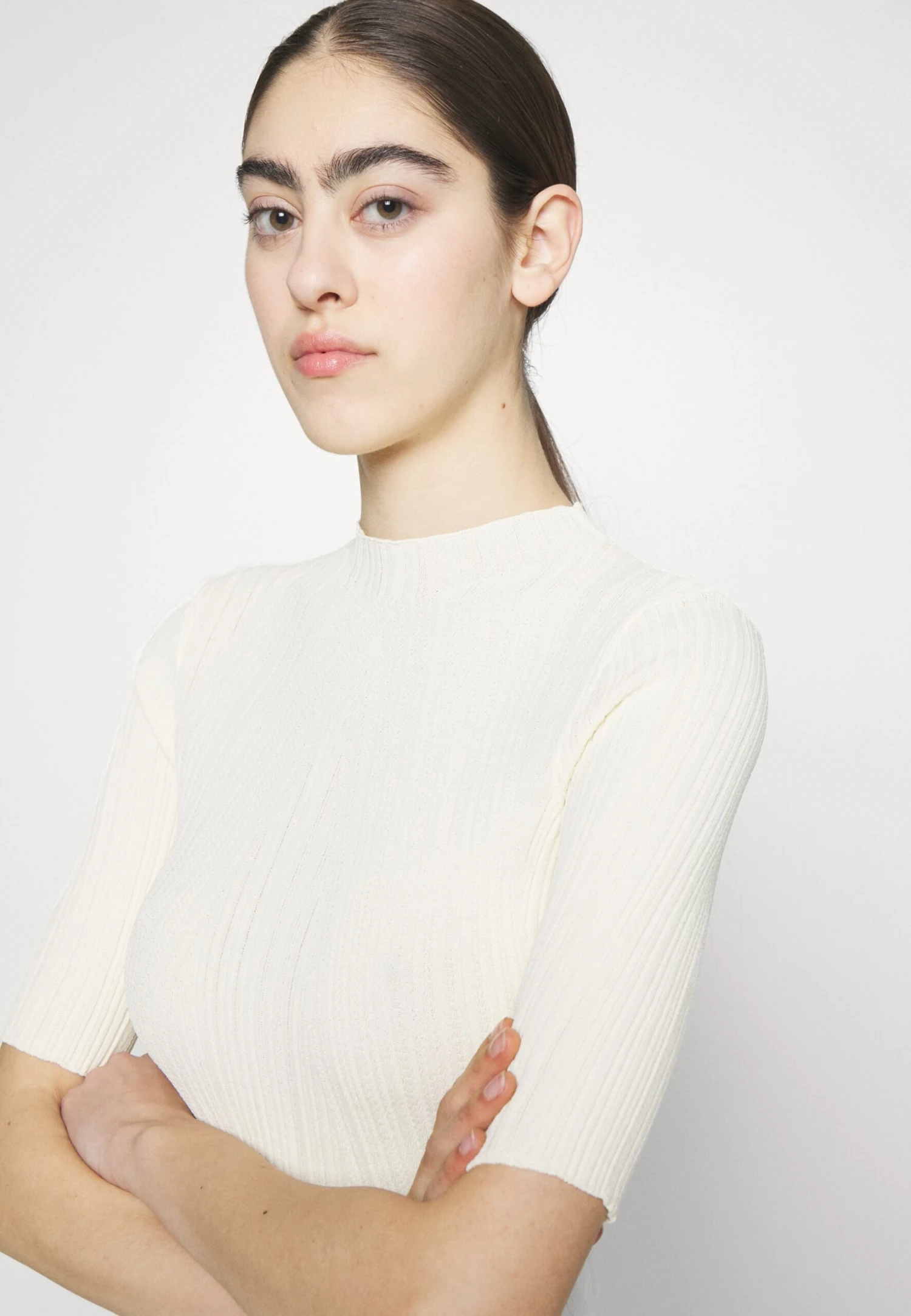 Maje MODY - T-shirt Z Nadrukiem - Ecru 6 Maje MODY - T-shirt Z Nadrukiem - Ecru - obrazek 6