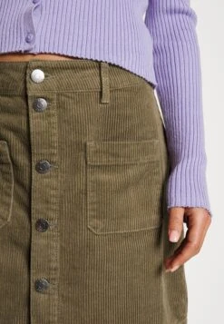 JDYSHIRAZ LIFE SHORT SKIRT - Spódnica Mini - Kalamata -Ulla Popken Sklep d6dd238ebea741a1879ac7408b65a46d