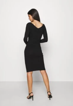 Even&Odd V AUSSCHNITT RIPP MINI STRICKKLEID - Sukienka Etui - Black -Ulla Popken Sklep d7862015ee3f47a9acd606643f06005b