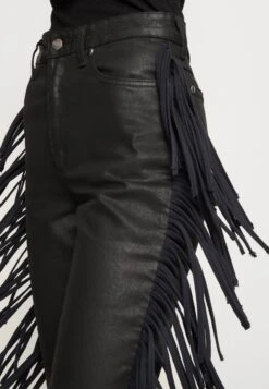 Wrangler WESTWARD - Jeansy Dzwony - Black -Ulla Popken Sklep e2f1806509d0413cb7b36f77a1fe631c