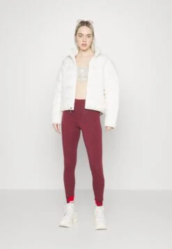 Adidas Originals ORIGINALS CUFF - Legginsy - Shadow Red 12 Adidas Originals ORIGINALS CUFF - Legginsy - Shadow Red -Ulla Popken Sklep e8eca4551f394a41b64fffbc3084ccf2