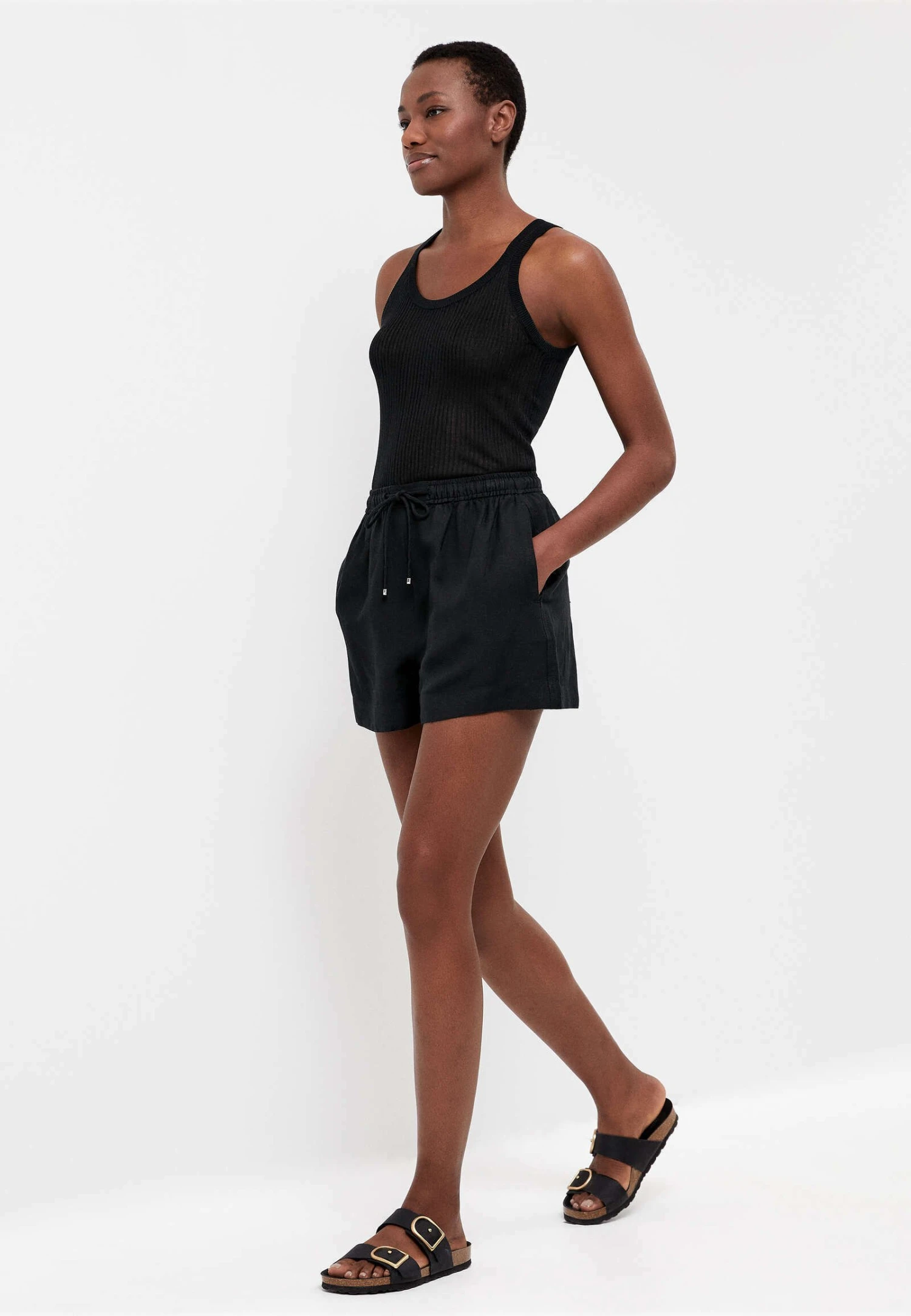 Oysho Szorty - Black 2 Oysho Szorty - Black - obrazek 2