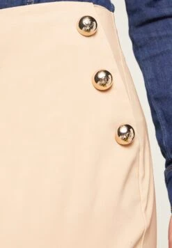 CON MOTIVO LATERALE DI BOTTONI - Spodnie Materiałowe - Beige -Ulla Popken Sklep ecb71bd1f7db49258673a364c1a6c7f3