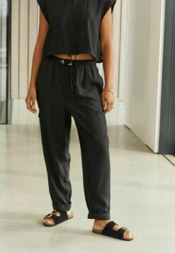 Next WITH ELASTICATED DRAWSTRING STANDARD - Bojówki - Black -Ulla Popken Sklep eea1ce0531f64e23b0efee8ce84157f5