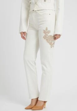 Guess STICKEREI - Jeansy Straight Leg - Weiß