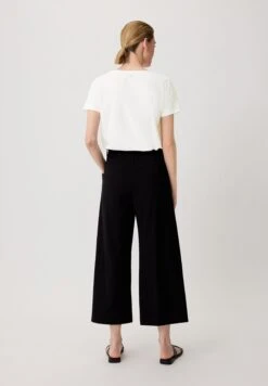 Comma MIT FRONTPRINT - T-shirt Z Nadrukiem - Weiß 9 Comma MIT FRONTPRINT - T-shirt Z Nadrukiem - Weiß -Ulla Popken Sklep f5a8ba60dd874cd6ac8ae66ab6328976