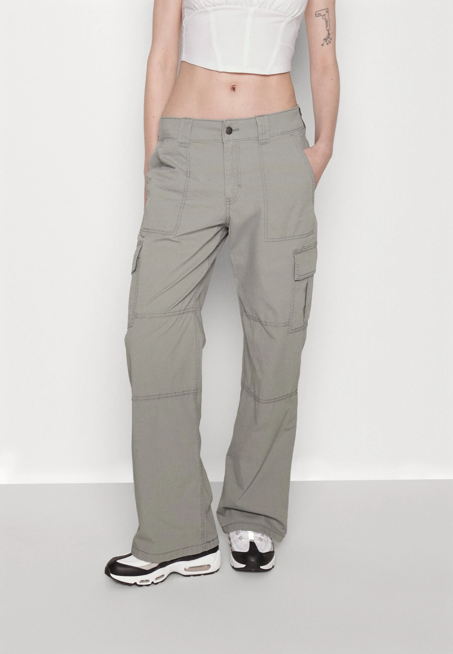 Hollister Co. BAGGY - Bojówki - Sharkfun 1 Hollister Co. BAGGY - Bojówki - Sharkfun